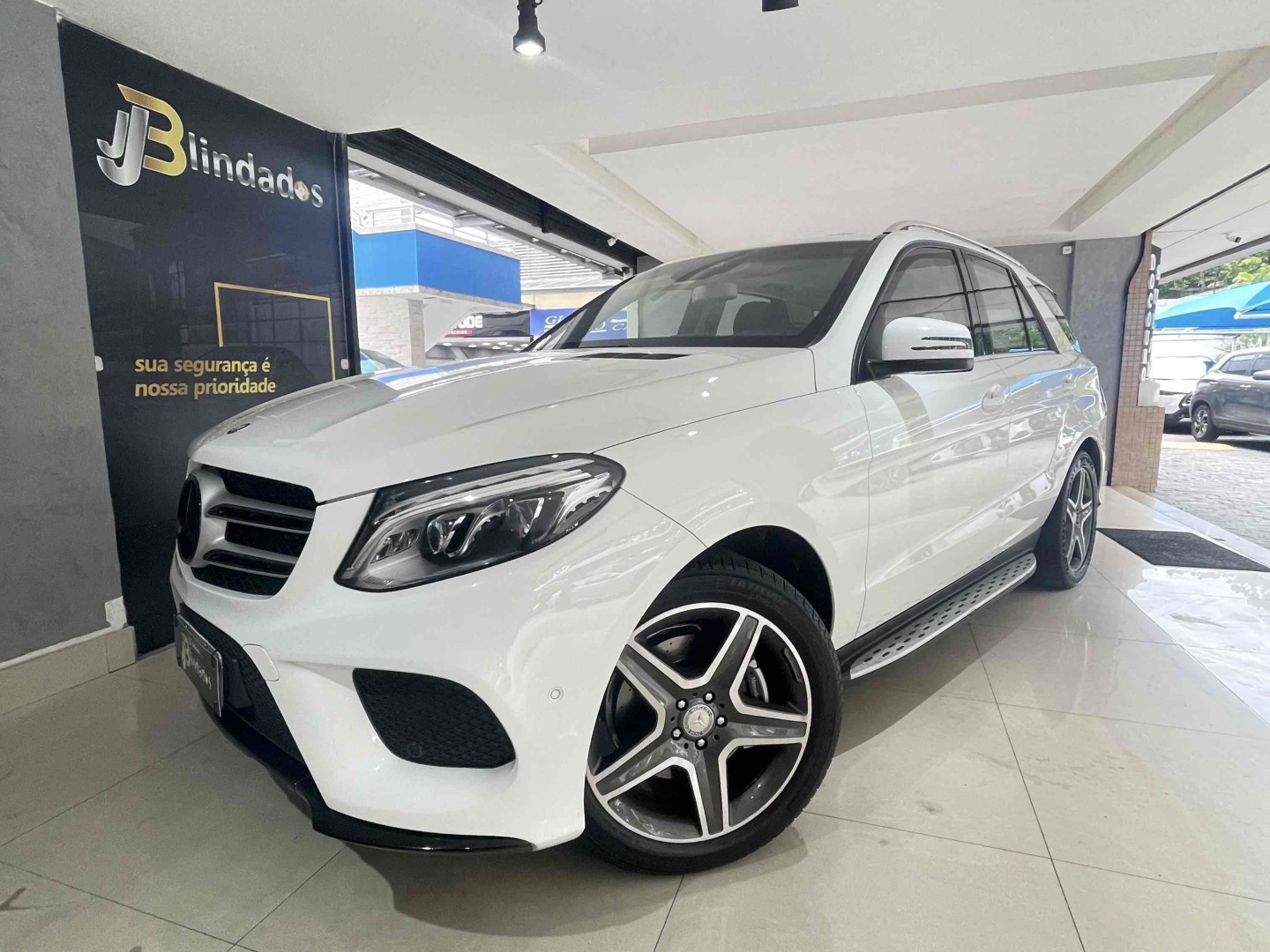 MERCEDES-BENZ GLE 350d 3.0 V6 BLUETEC DIESEL SPORT 4MATIC 9G-TRONIC