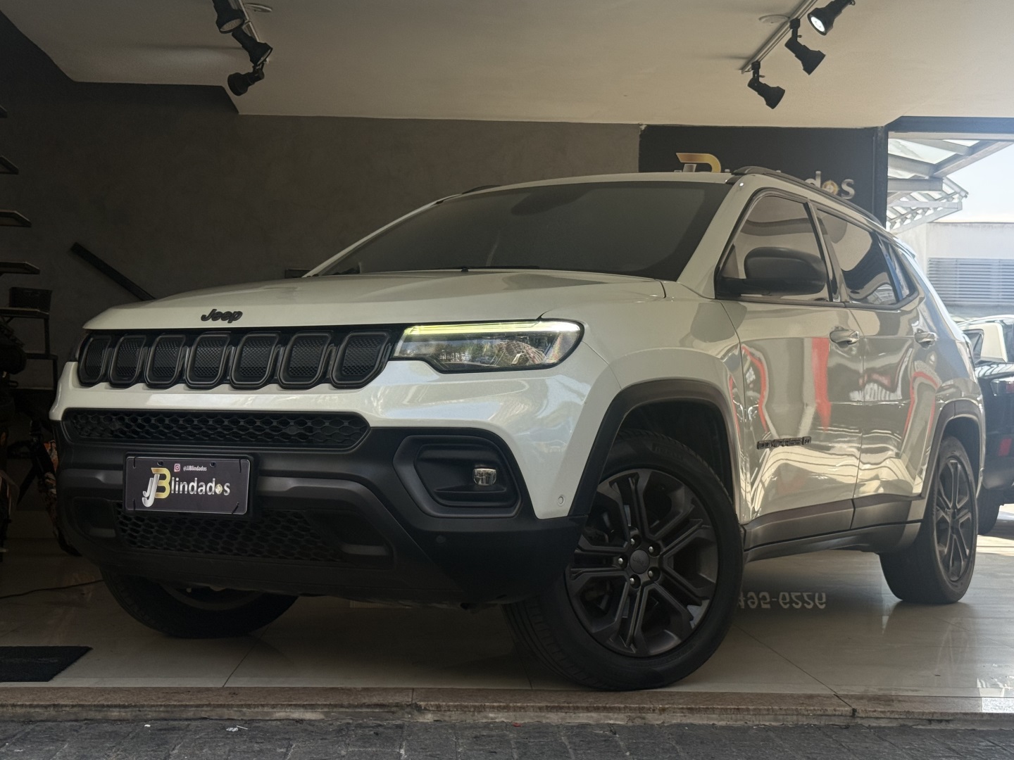 JEEP COMPASS 2.0 TD350 TURBO DIESEL LONGITUDE AT9