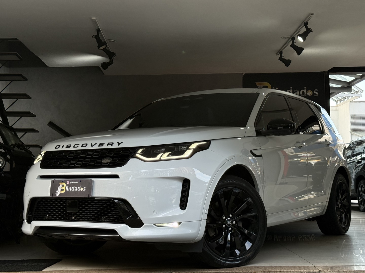 LAND ROVER DISCOVERY SPORT 2.0 D200 TURBO DIESEL R-DYNAMIC SE AUTOMÁTICO
