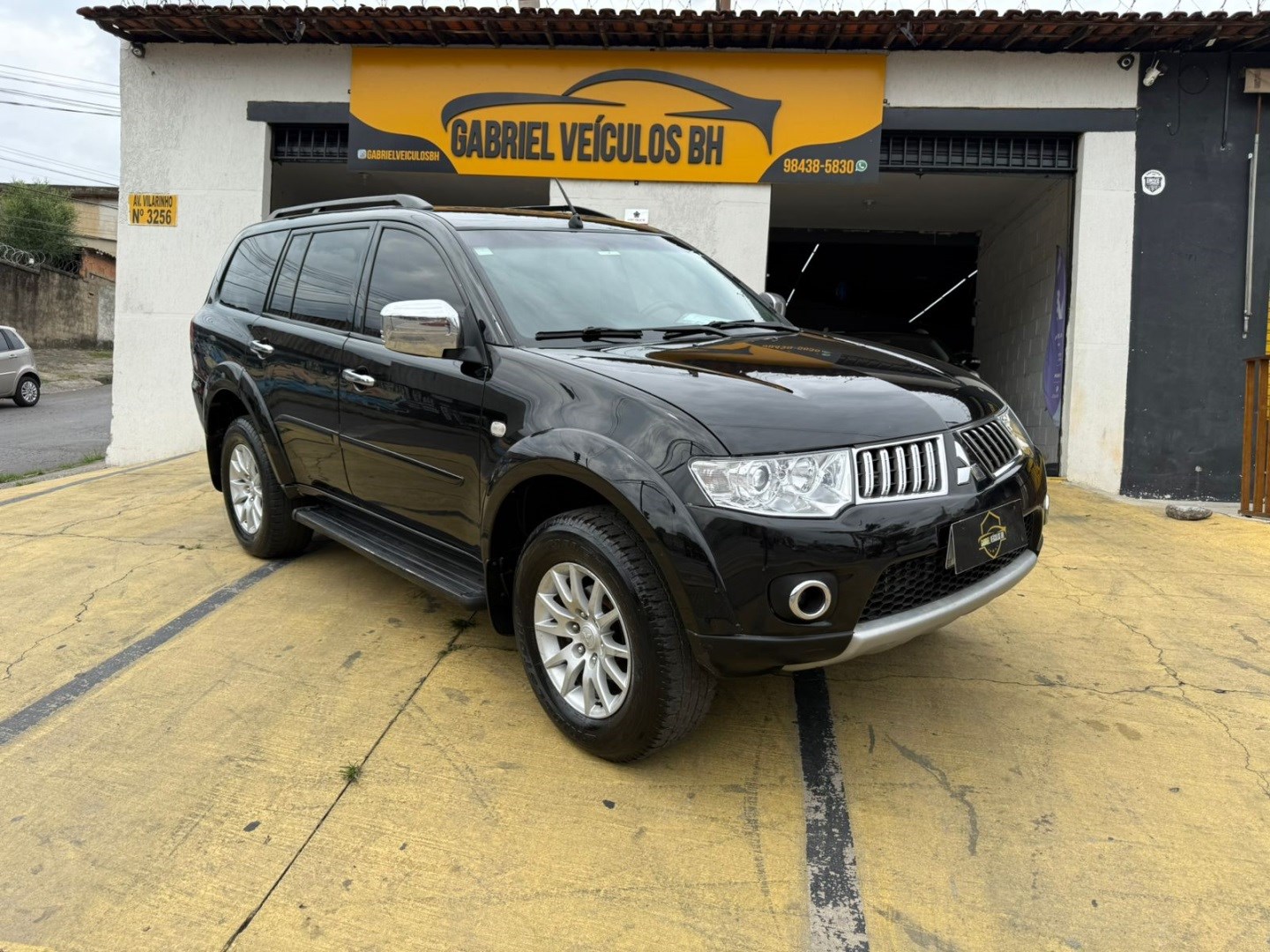 MITSUBISHI PAJERO DAKAR 3.2 HPE 4X4 7 LUGARES 16V TURBO INTERCOOLER DIESEL 4P AUTOMÁTICO
