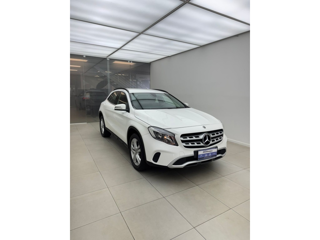 GLA 200 1.6 CGI FLEX STYLE 7G-DCT8