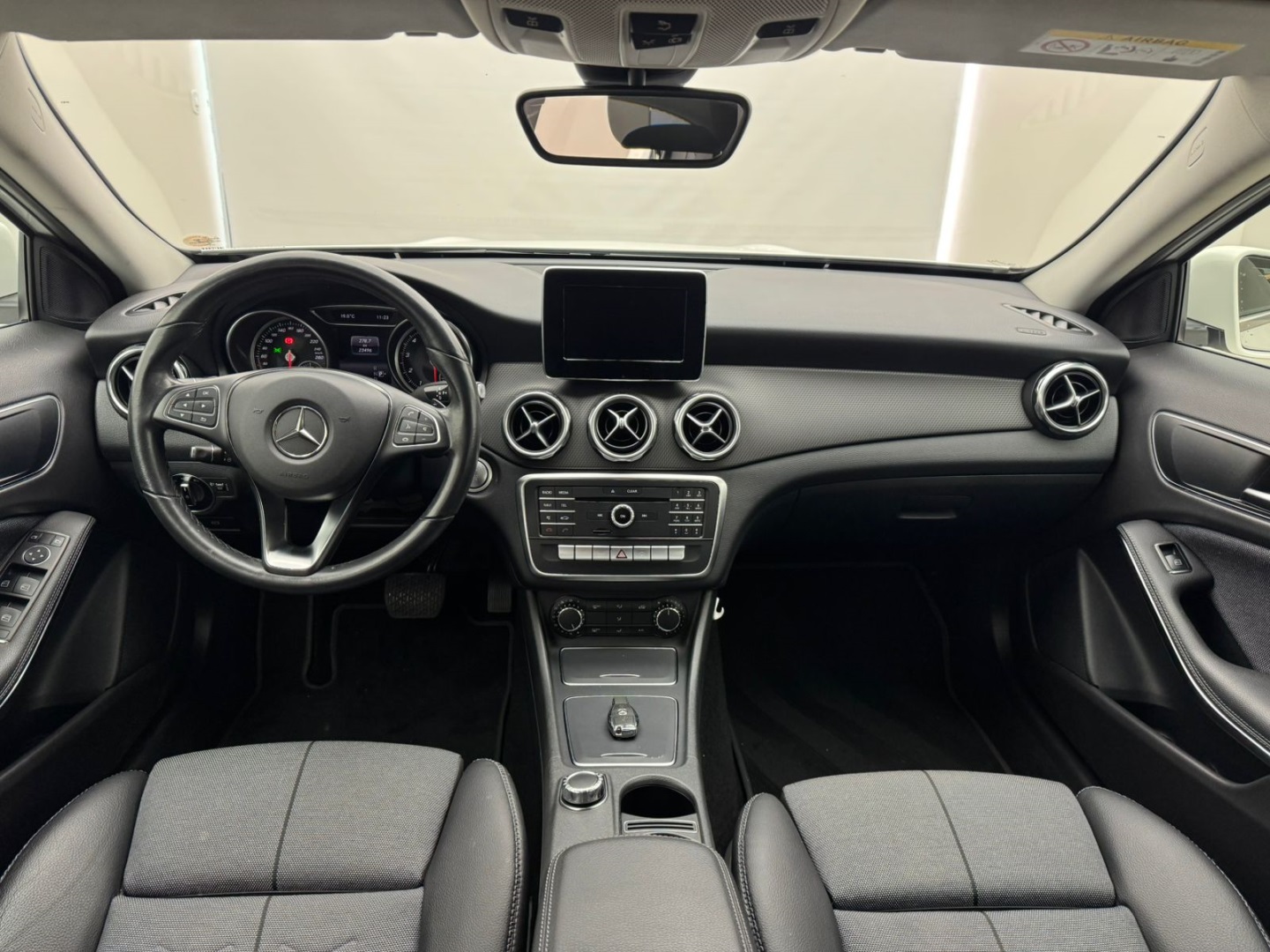 GLA 200 1.6 CGI FLEX STYLE 7G-DCT4