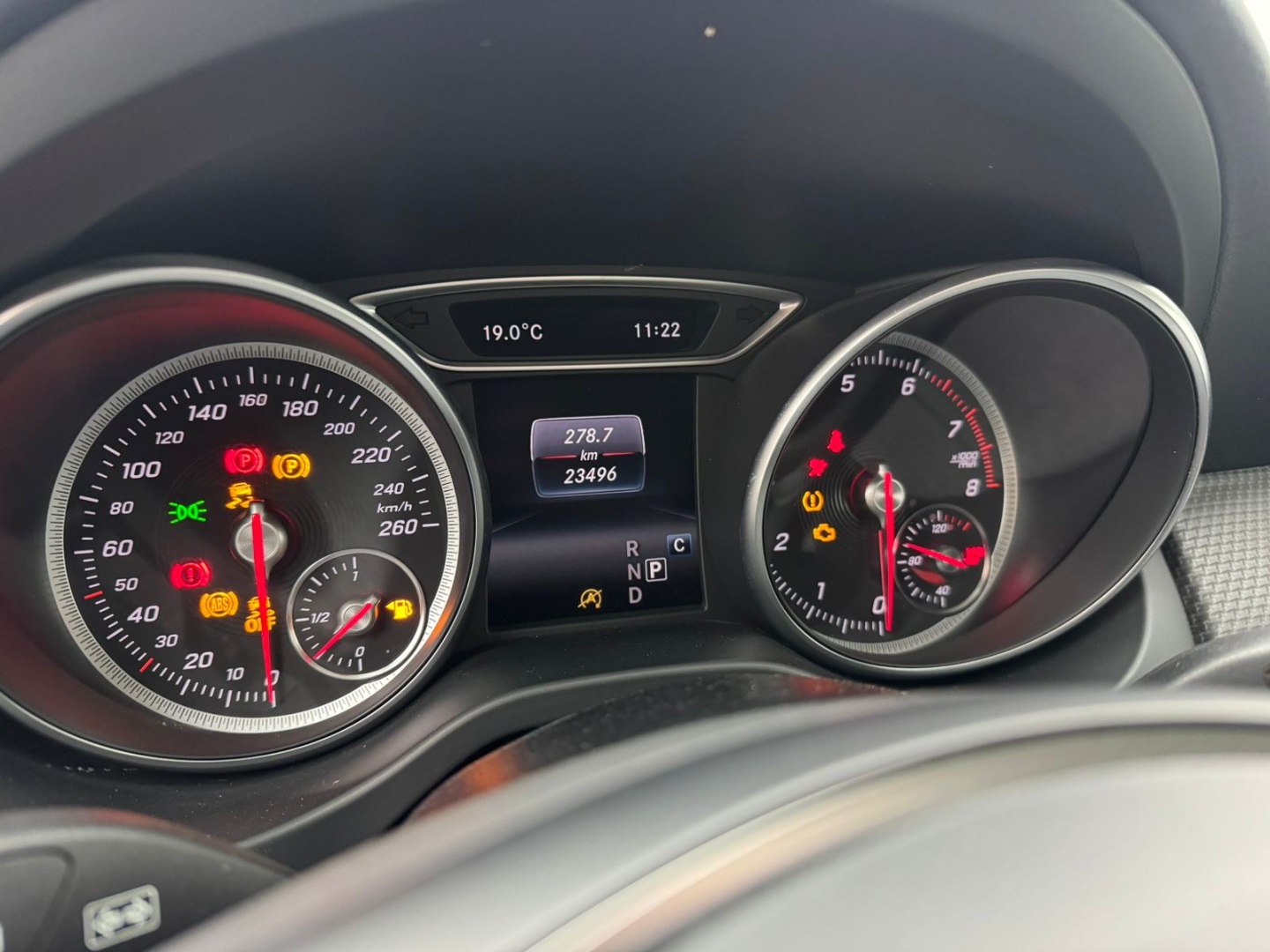 GLA 200 1.6 CGI FLEX STYLE 7G-DCT5
