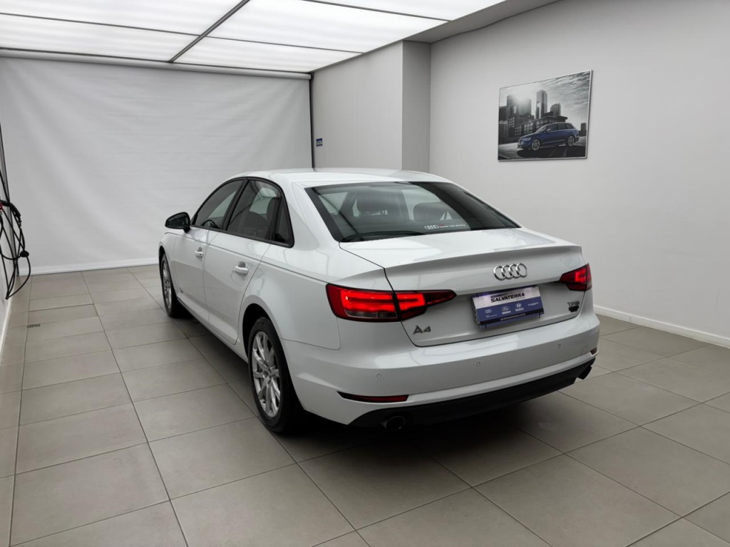 A4 2.0 TFSI ATTRACTION GASOLINA 4P S TRONIC3