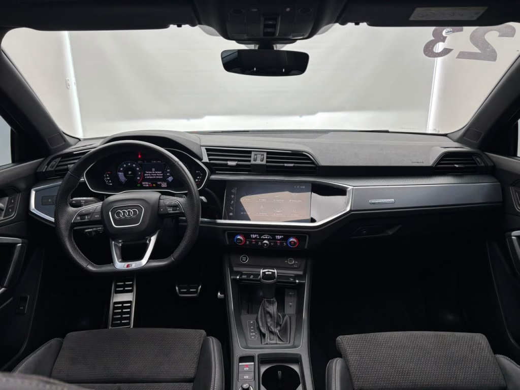 Q3 2.0 40 TFSI GASOLINA PERFORMANCE BLACK QUATTRO TIPTRONIC7