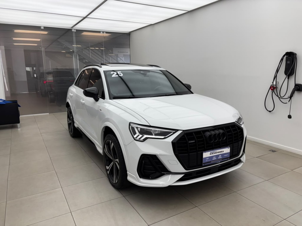 Q3 2.0 40 TFSI GASOLINA PERFORMANCE BLACK PLUS QUATTRO TIPTRONIC9