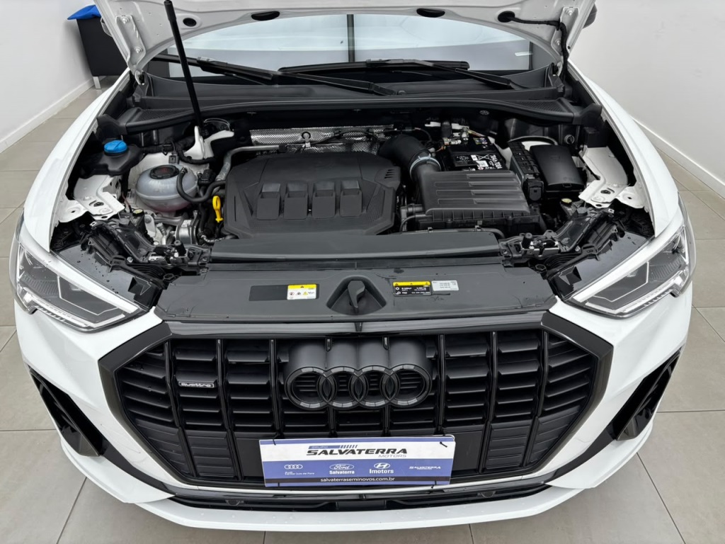 Q3 2.0 40 TFSI GASOLINA PERFORMANCE BLACK PLUS QUATTRO TIPTRONIC7
