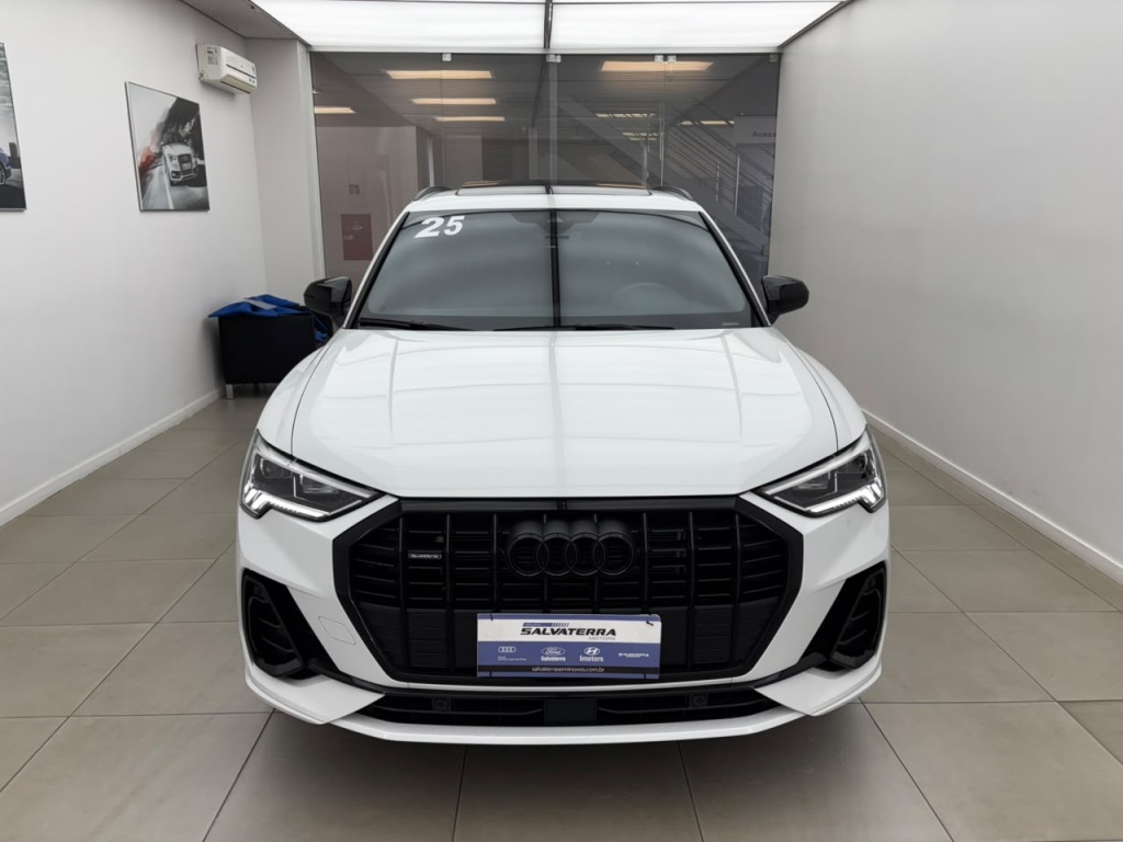 Q3 2.0 40 TFSI GASOLINA PERFORMANCE BLACK PLUS QUATTRO TIPTRONIC8