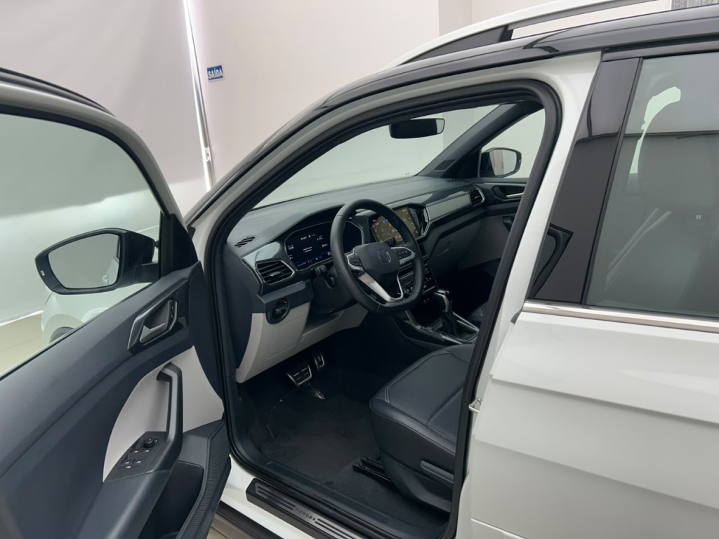 T-CROSS 1.4 250 TSI TOTAL FLEX HIGHLINE AUTOMÁTICO3