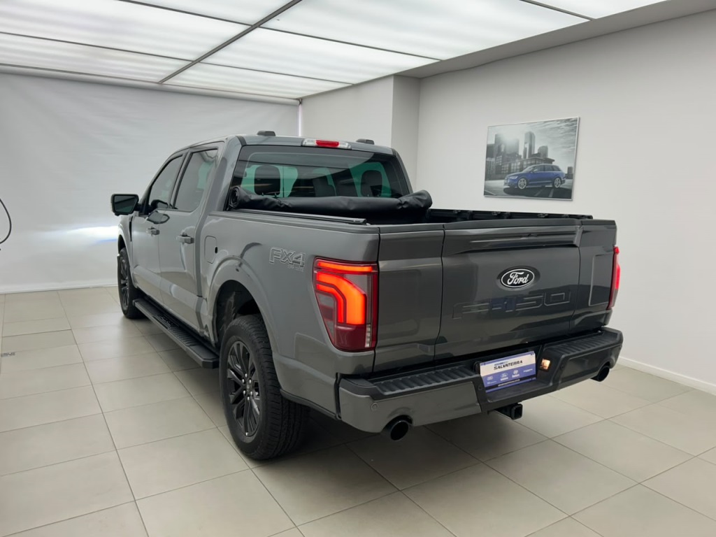 F-150 5.0 V8 GASOLINA CD LARIAT BLACK FX4 AUTOMÁTICO6