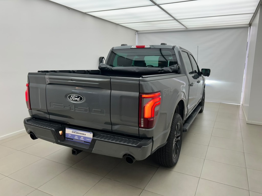 F-150 5.0 V8 GASOLINA CD LARIAT BLACK FX4 AUTOMÁTICO8