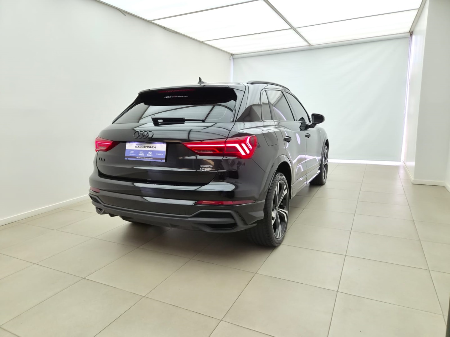 Q3 2.0 40 TFSI GASOLINA PERFORMANCE BLACK PLUS QUATTRO TIPTRONIC7