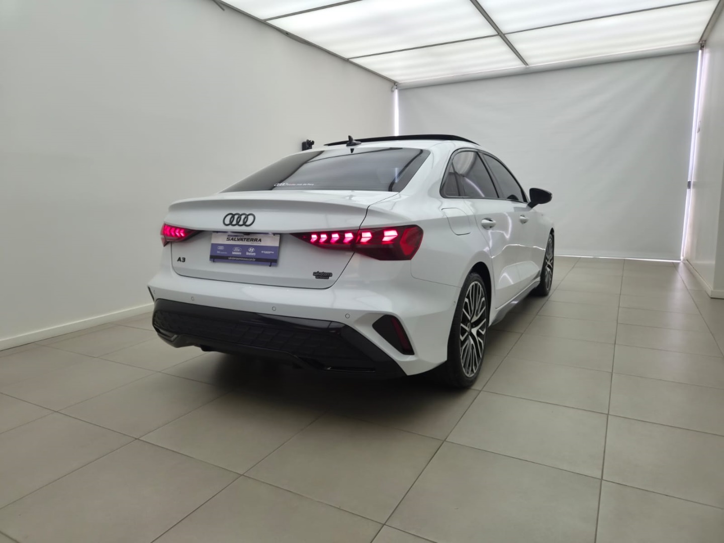 A3 2.0 40 TFSI GASOLINA SEDAN PERFORMANCE BLACK S-TRONIC3