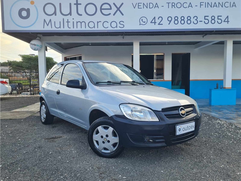 VOLKSWAGEN - SAVEIRO - 2014/2015 - Prata - R$ 65.900,00 - Objetivo