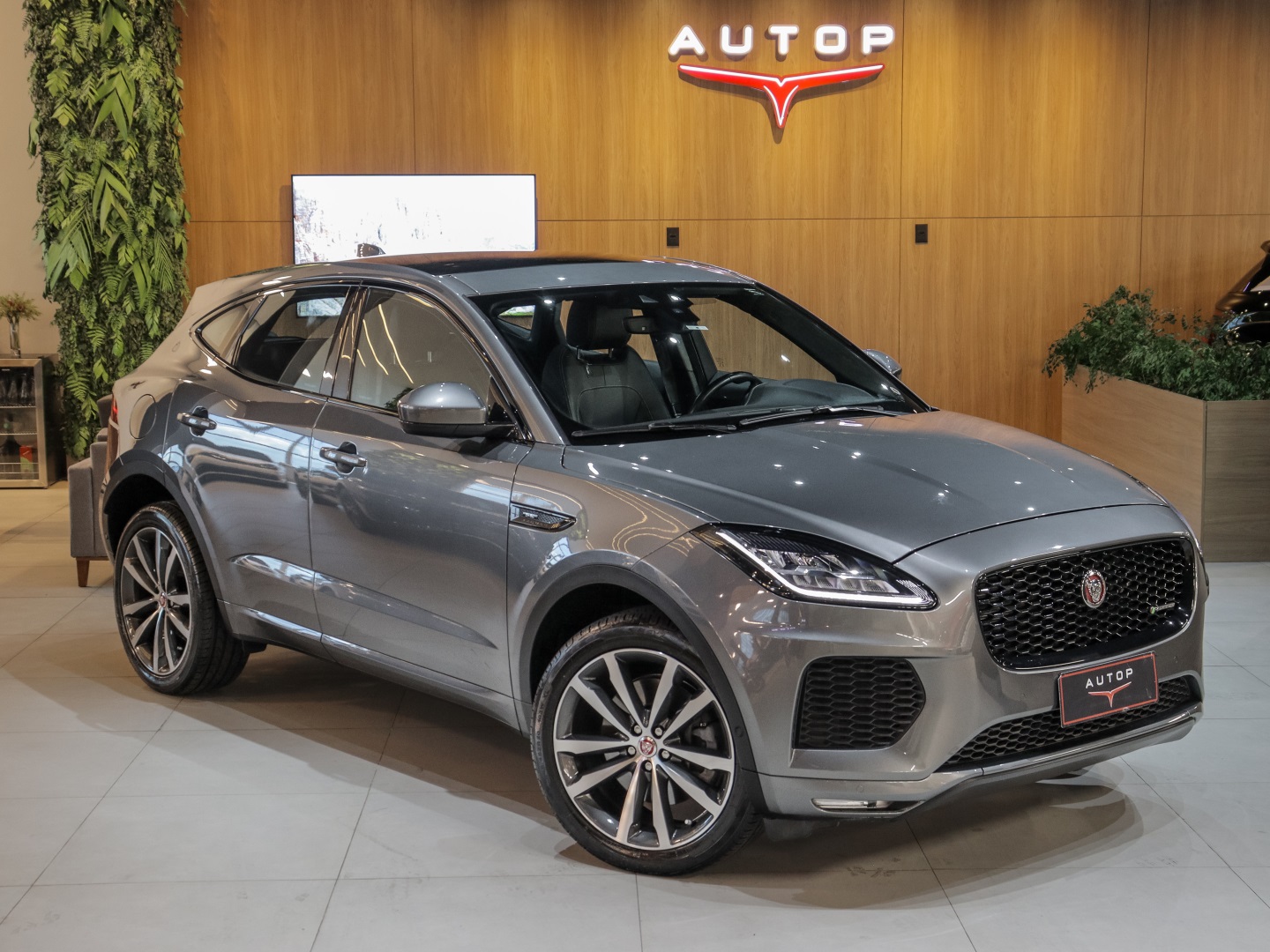 JAGUAR E-PACE 2.0 16V P300 GASOLINA R-DYNAMIC SE AWD AUTOMÁTICO