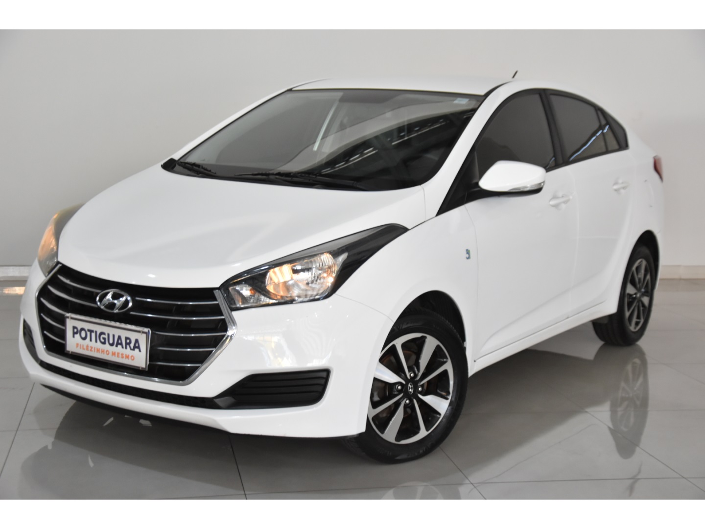 HYUNDAI HB20S
