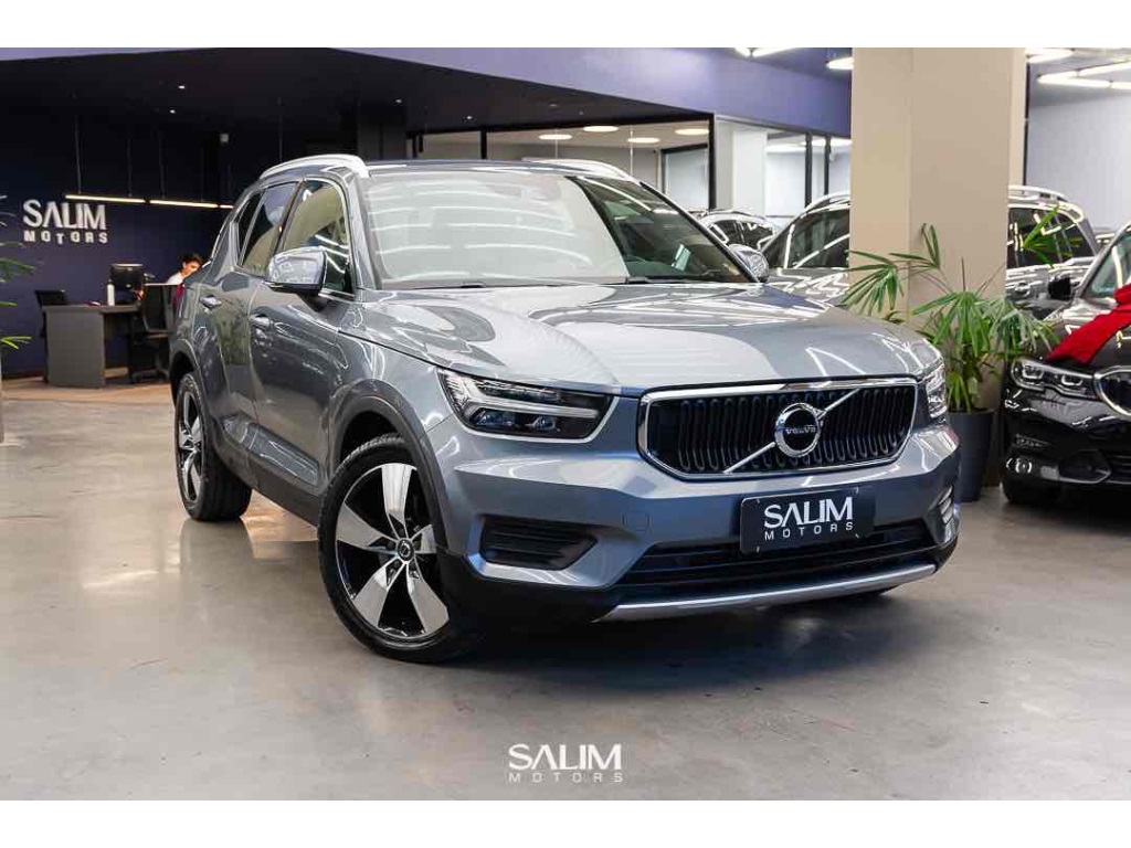 VOLVO XC 40