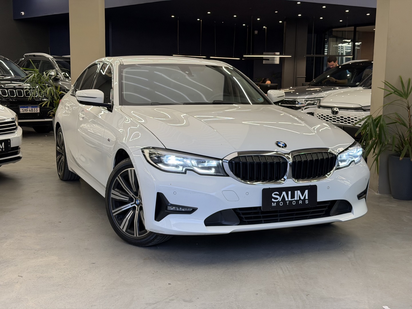 BMW 320i