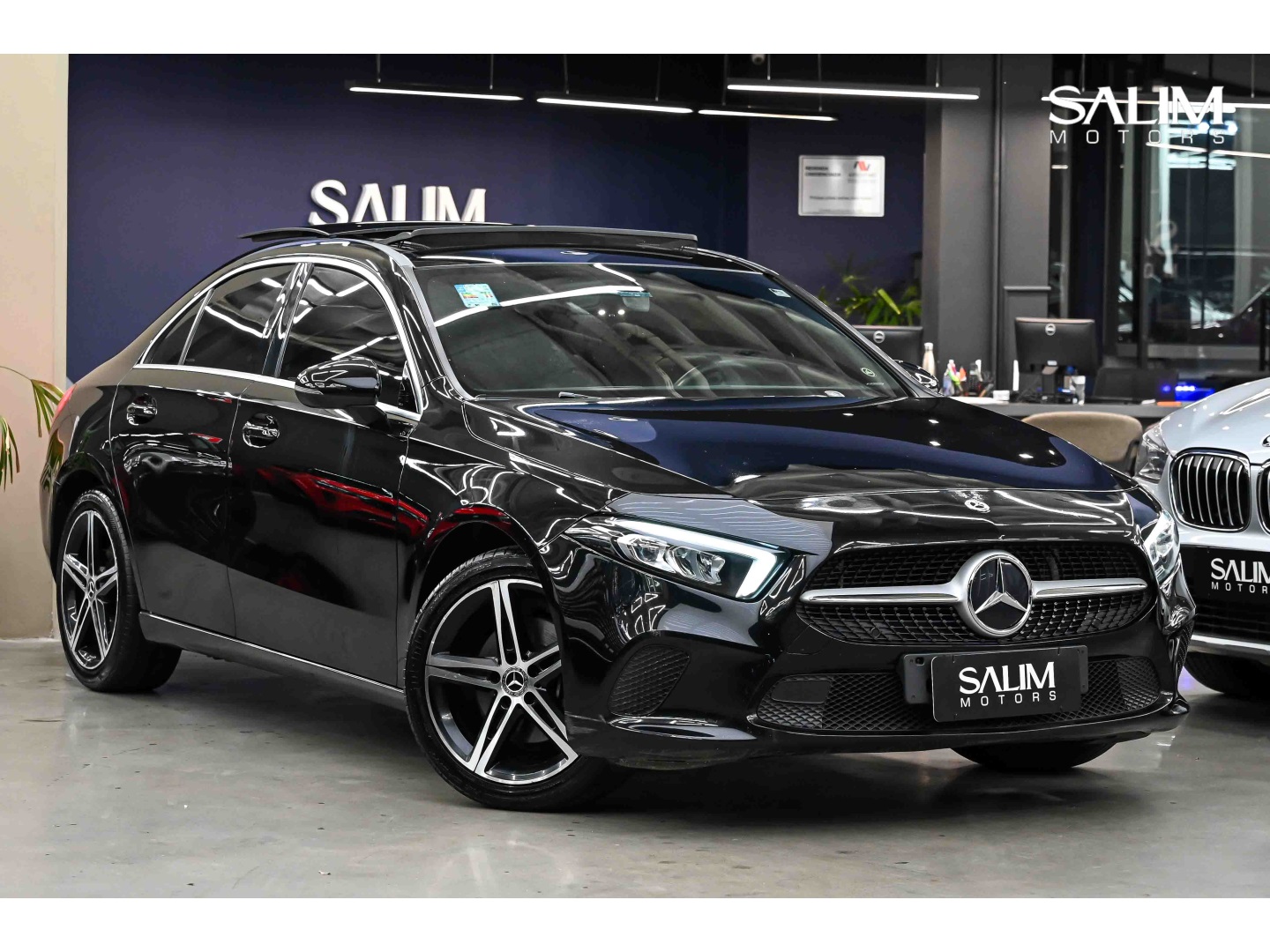 MERCEDES-BENZ A 200