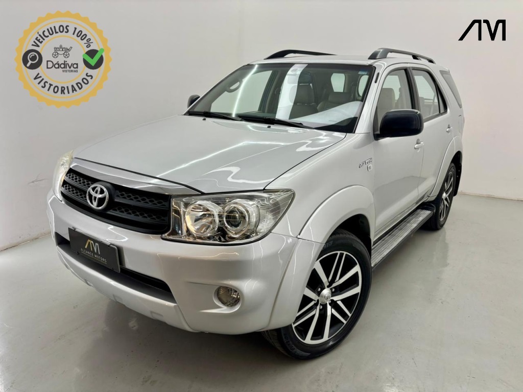 TOYOTA HILUX SW4 2.7 SR 4X2 16V GASOLINA 4P AUTOMÁTICO