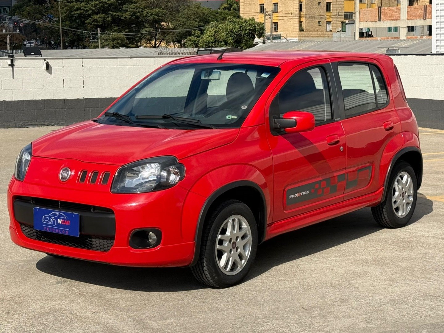 FIAT UNO 1.4 SPORTING 8V FLEX 4P MANUAL