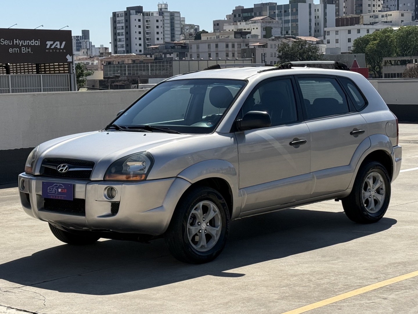 HYUNDAI TUCSON 2.0 MPFI GL 16V 142CV 2WD GASOLINA 4P AUTOMÁTICO
