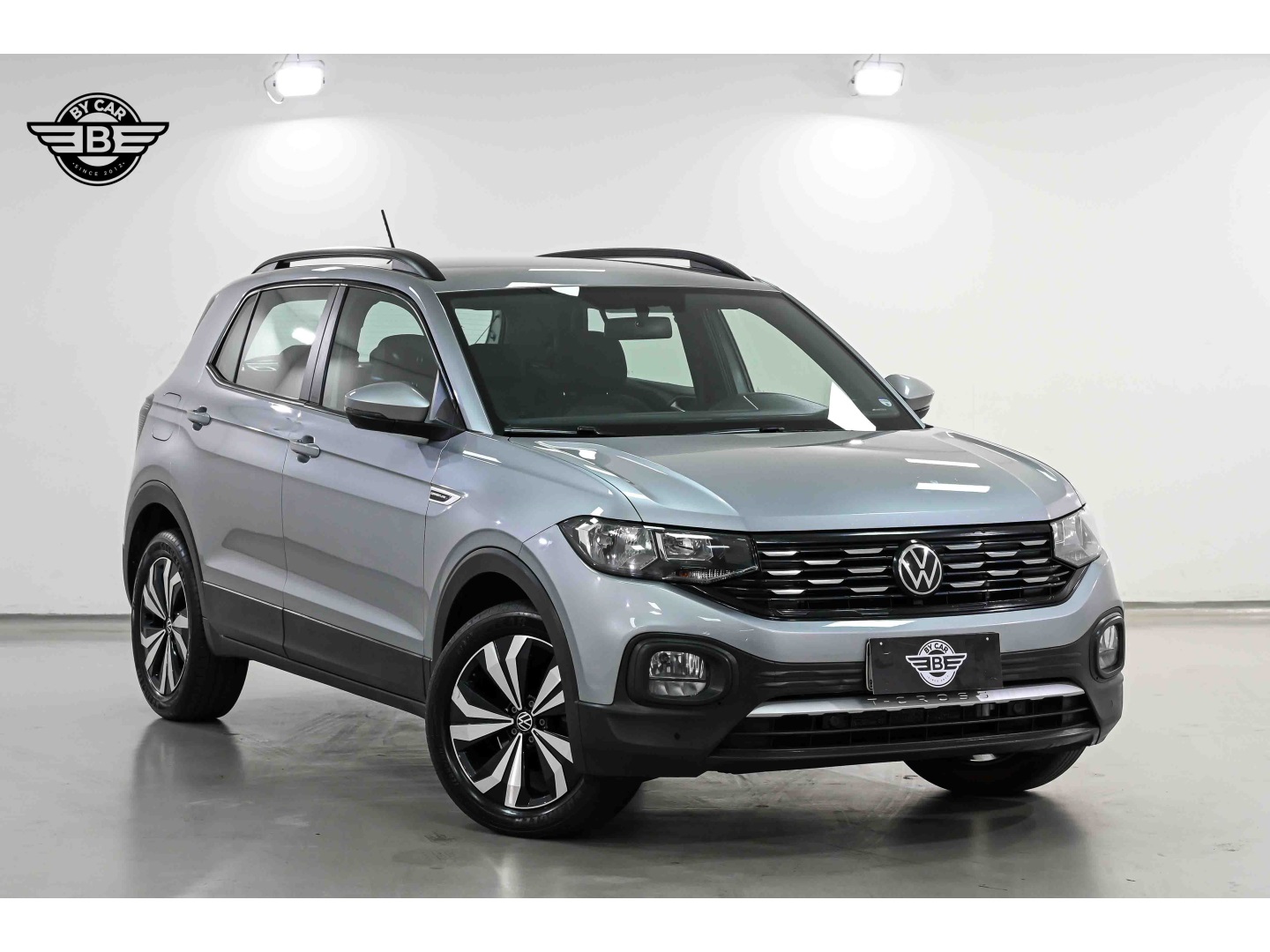 VOLKSWAGEN T-CROSS 1.0 200 TSI TOTAL FLEX COMFORTLINE AUTOMÁTICO