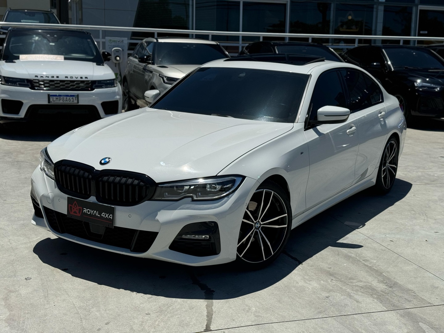 BMW 320i