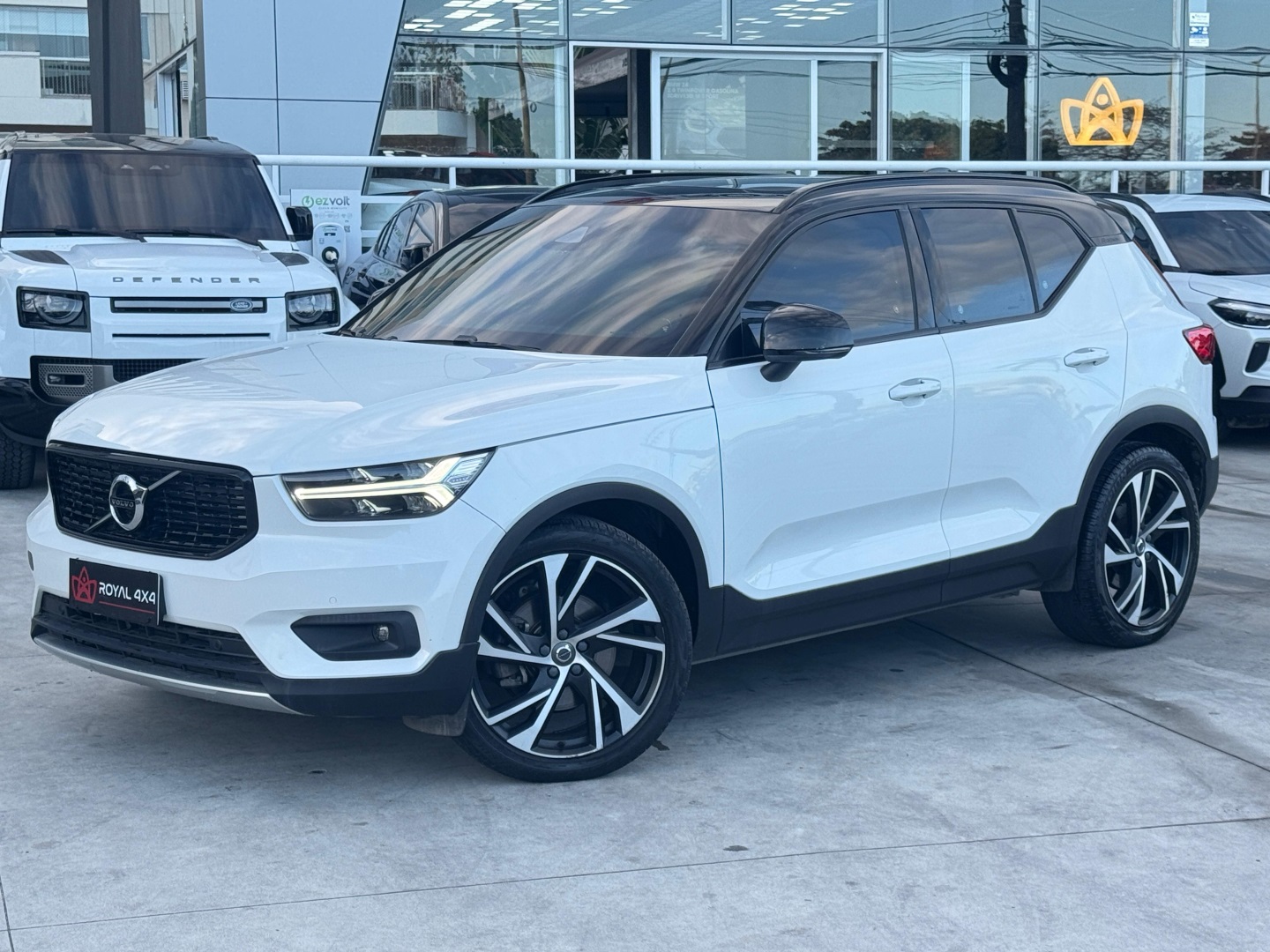 VOLVO XC 40