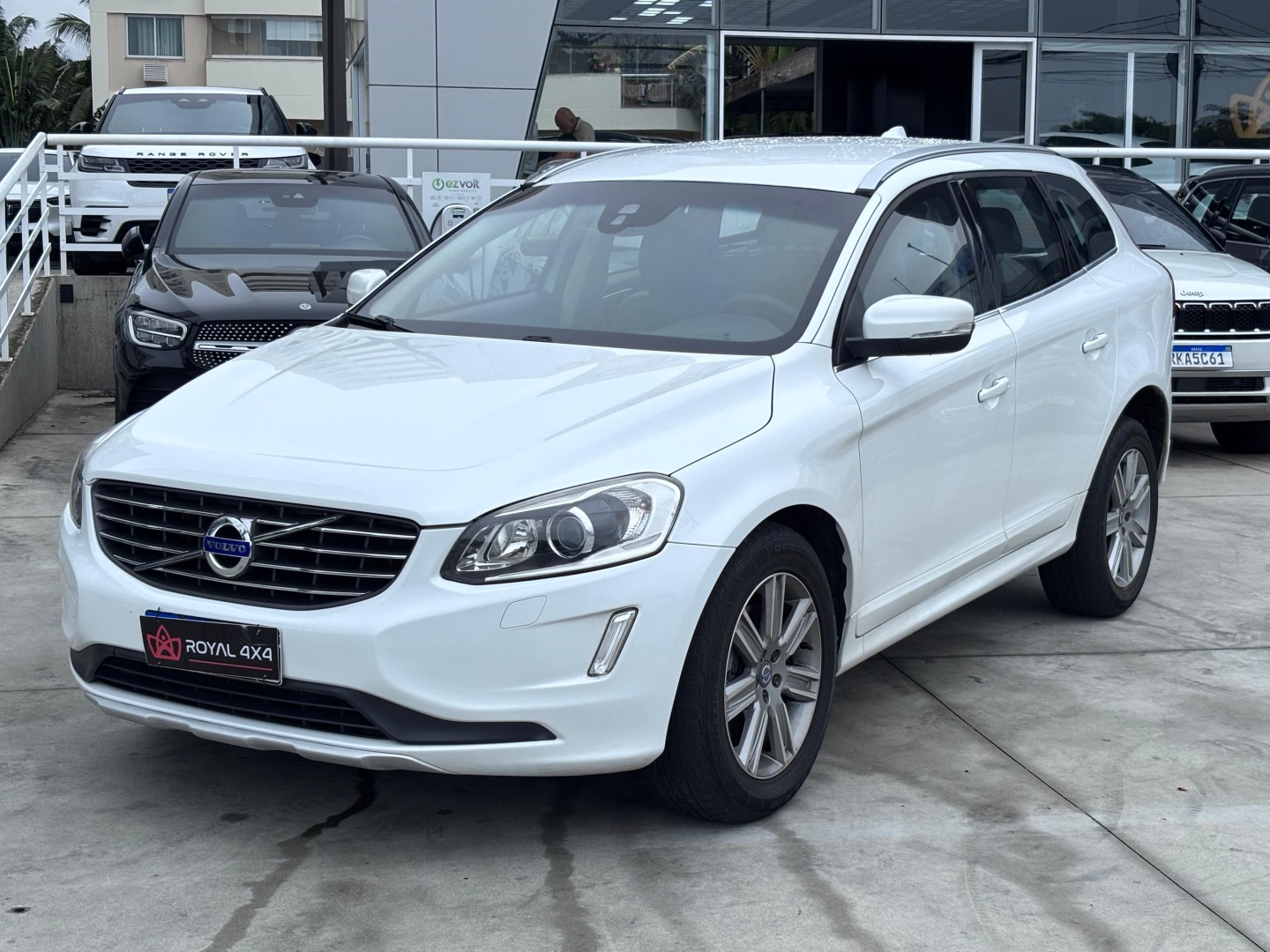 VOLVO XC60