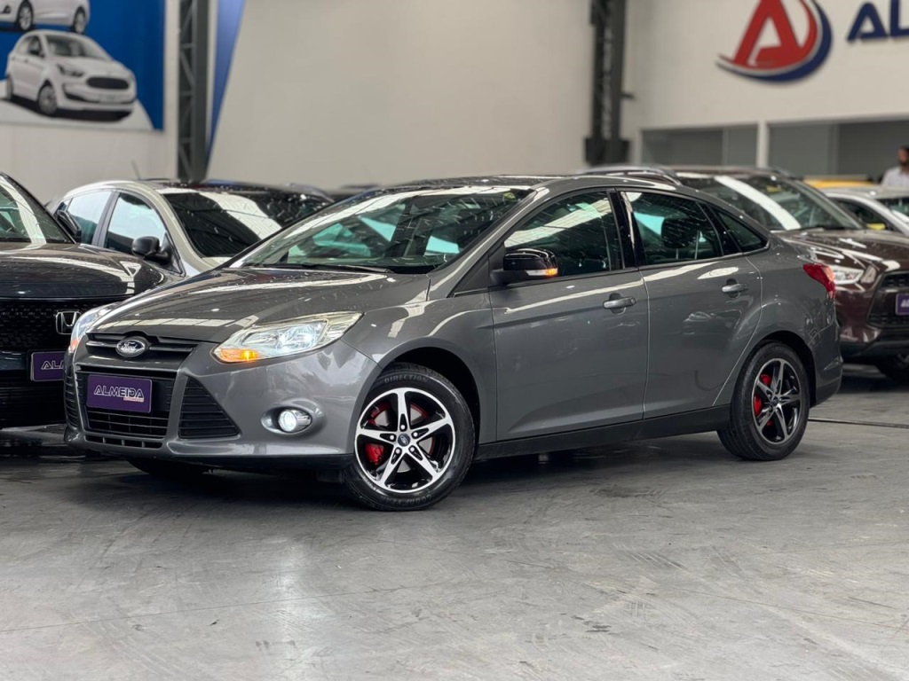FORD FOCUS 2.0 SE SEDAN 16V FLEX 4P AUTOMÁTICO