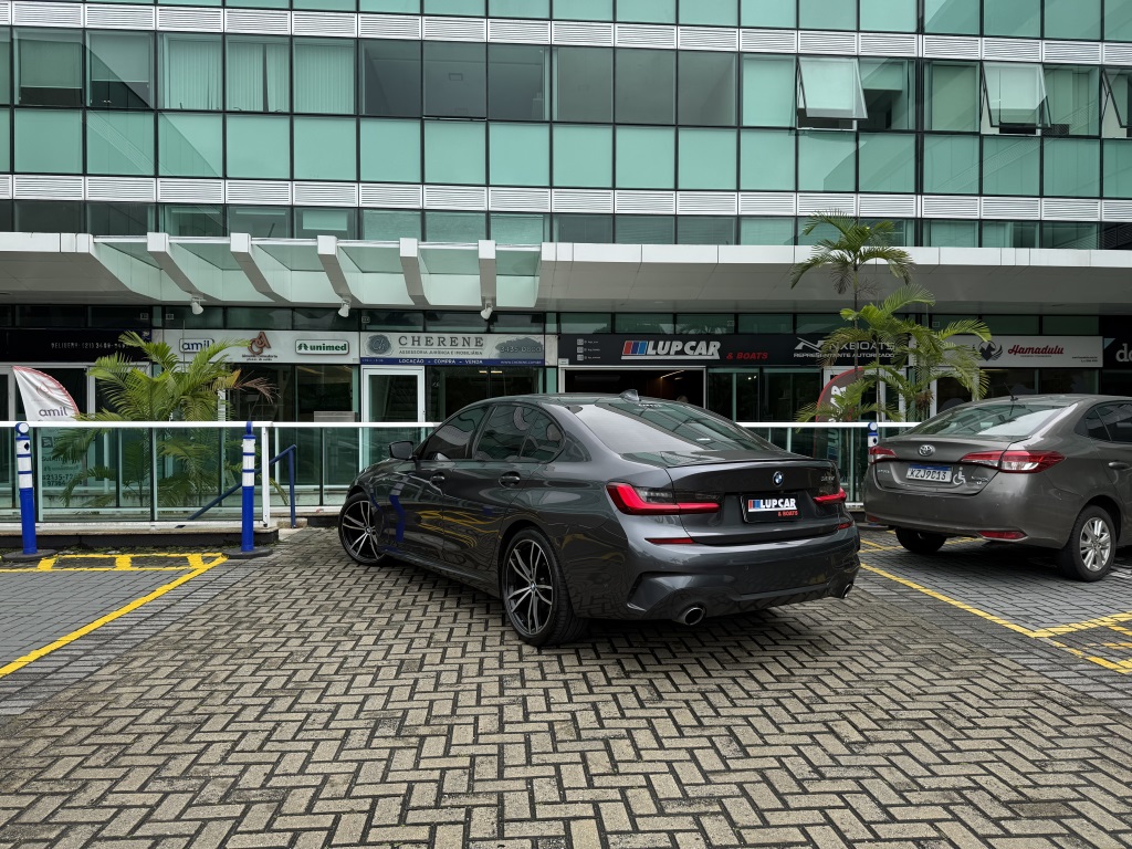 BMW 320i 2.0 16V TURBO FLEX M SPORT AUTOMÁTICO — foto 4