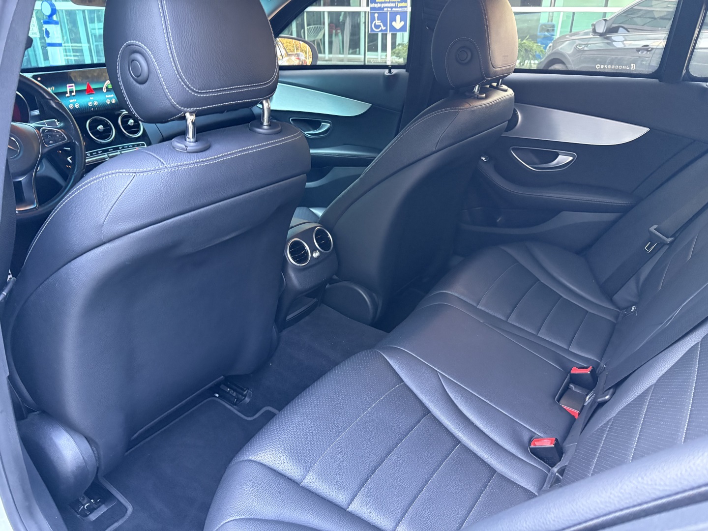 MERCEDES-BENZ C 180 1.6 CGI FLEX AVANTGARDE 7G-TRONIC — foto 11