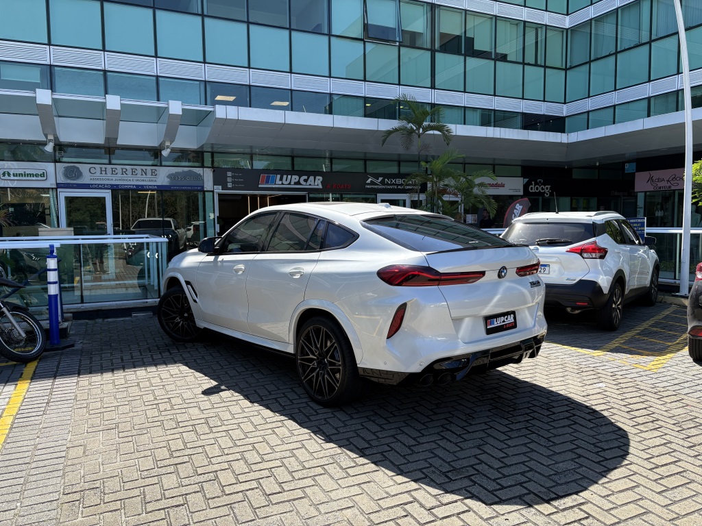BMW X6 4.4 V8 BITURBO GASOLINA M COMPETITION AUTOMÁTICO — foto 3