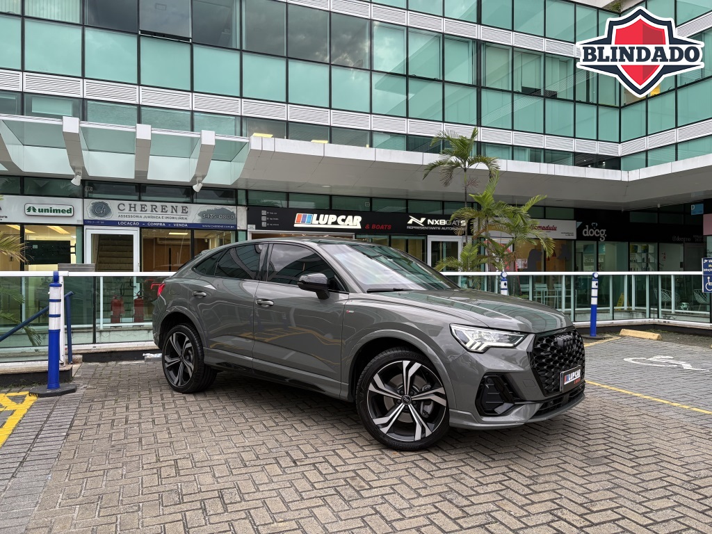 AUDI Q3 2.0 40 TFSI GASOLINA SPORTBACK PERFORMANCE BLACK PLUS QUATTRO TIPTRONIC