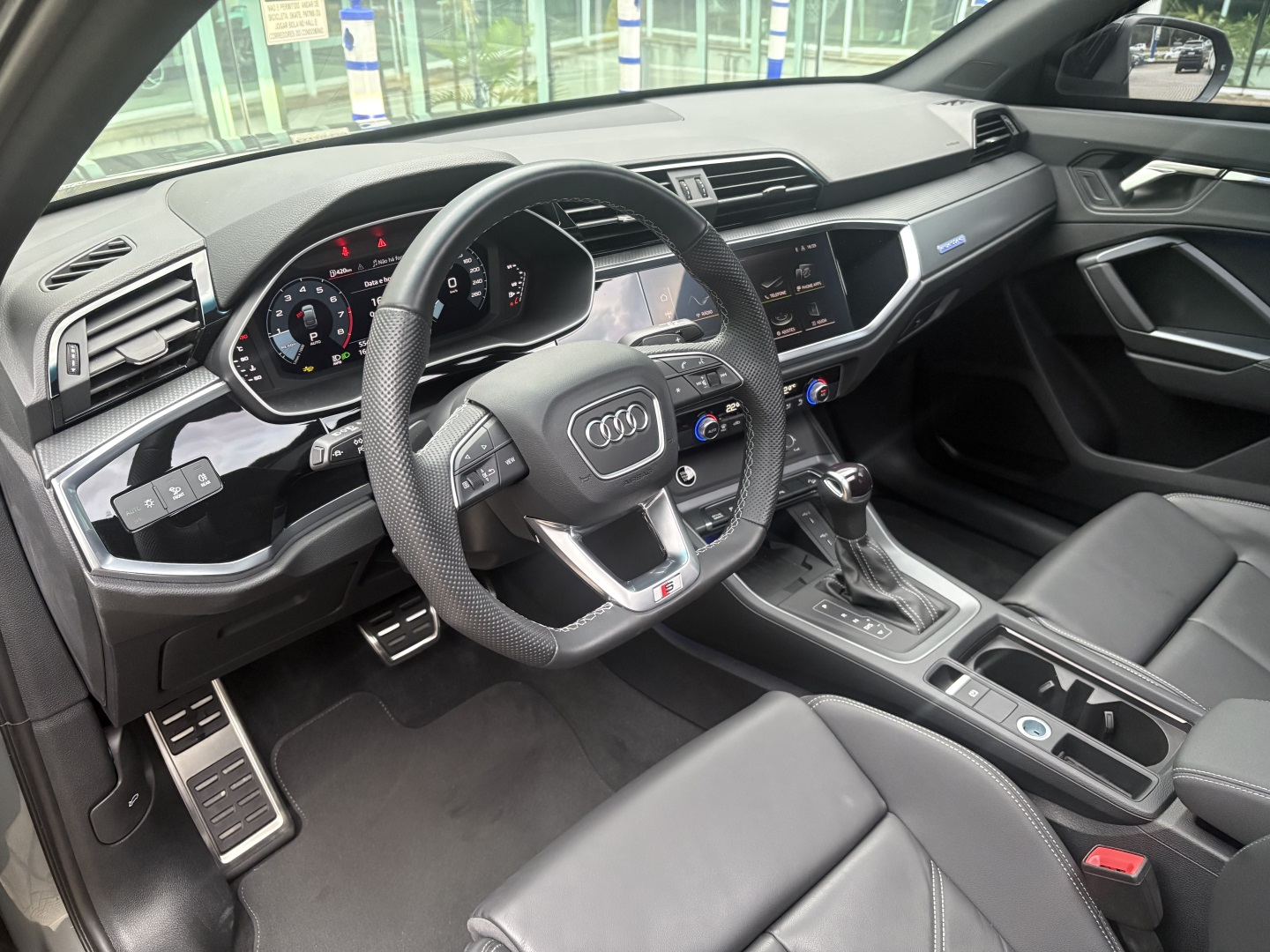 AUDI Q3 2.0 40 TFSI GASOLINA SPORTBACK PERFORMANCE BLACK PLUS QUATTRO TIPTRONIC — foto 6