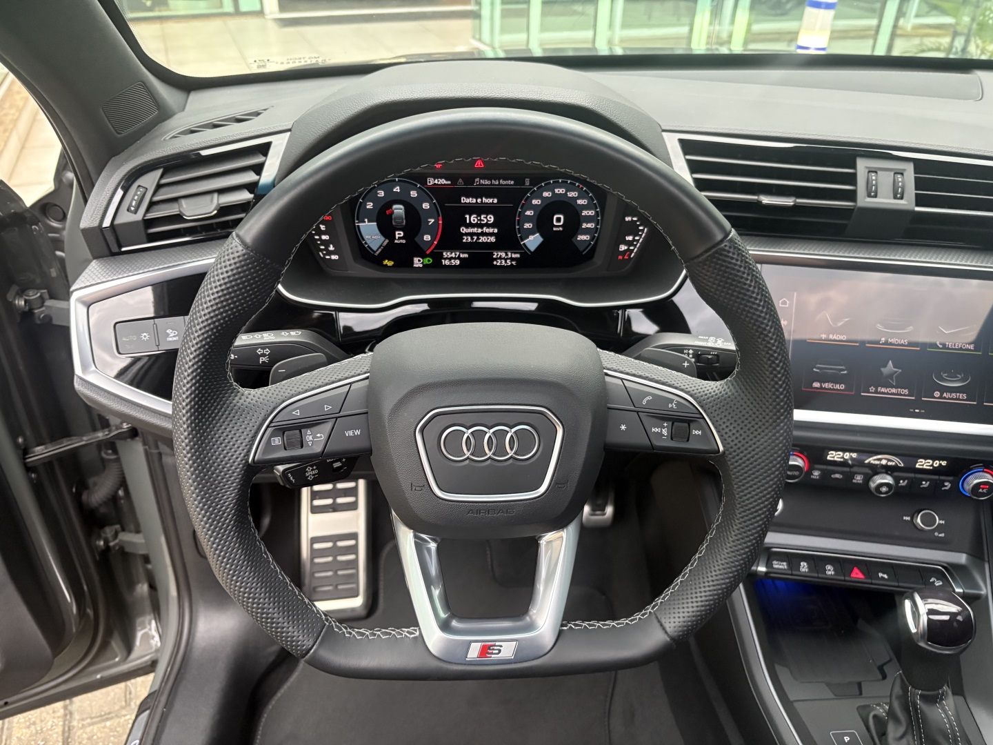AUDI Q3 2.0 40 TFSI GASOLINA SPORTBACK PERFORMANCE BLACK PLUS QUATTRO TIPTRONIC — foto 8