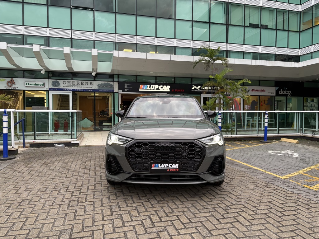 AUDI Q3 2.0 40 TFSI GASOLINA SPORTBACK PERFORMANCE BLACK PLUS QUATTRO TIPTRONIC — foto 2