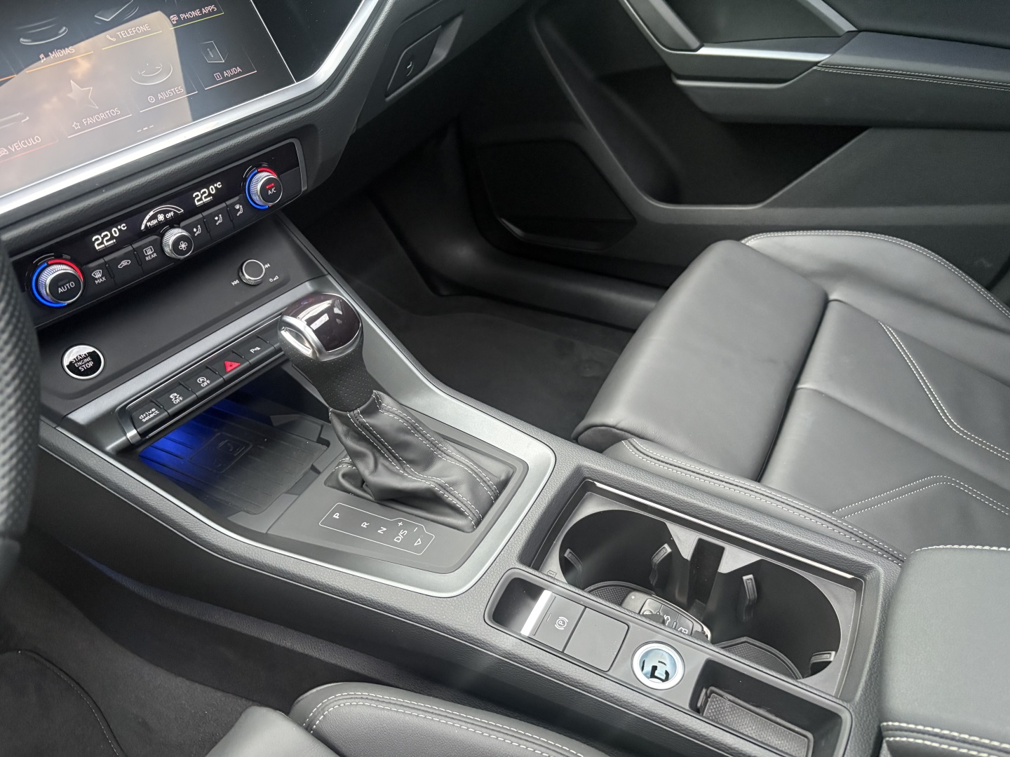AUDI Q3 2.0 40 TFSI GASOLINA SPORTBACK PERFORMANCE BLACK PLUS QUATTRO TIPTRONIC — foto 10
