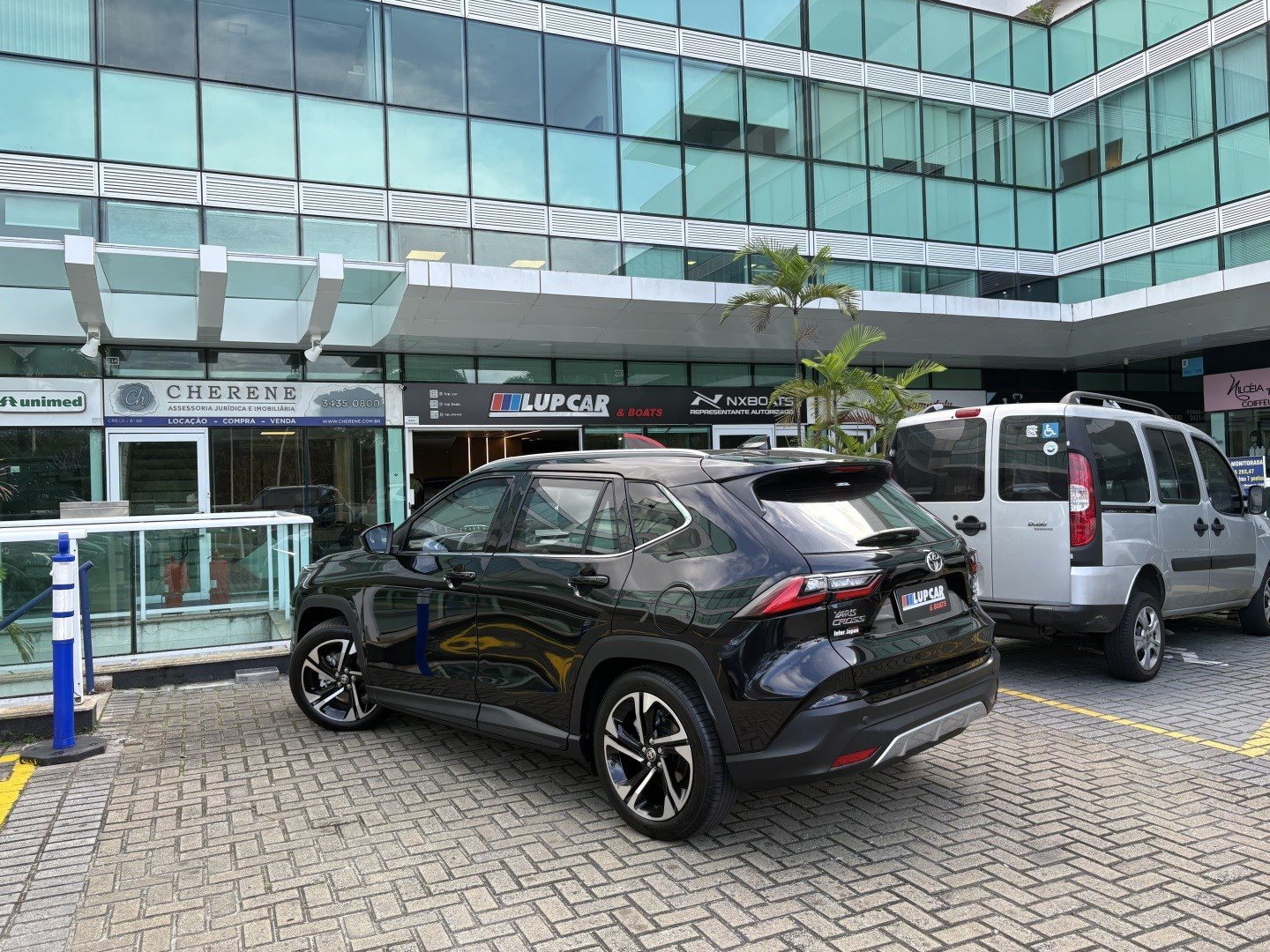 TOYOTA YARIS CROSS 1.5 VVT-I HYBRID FLEX XRX CVT — foto 3
