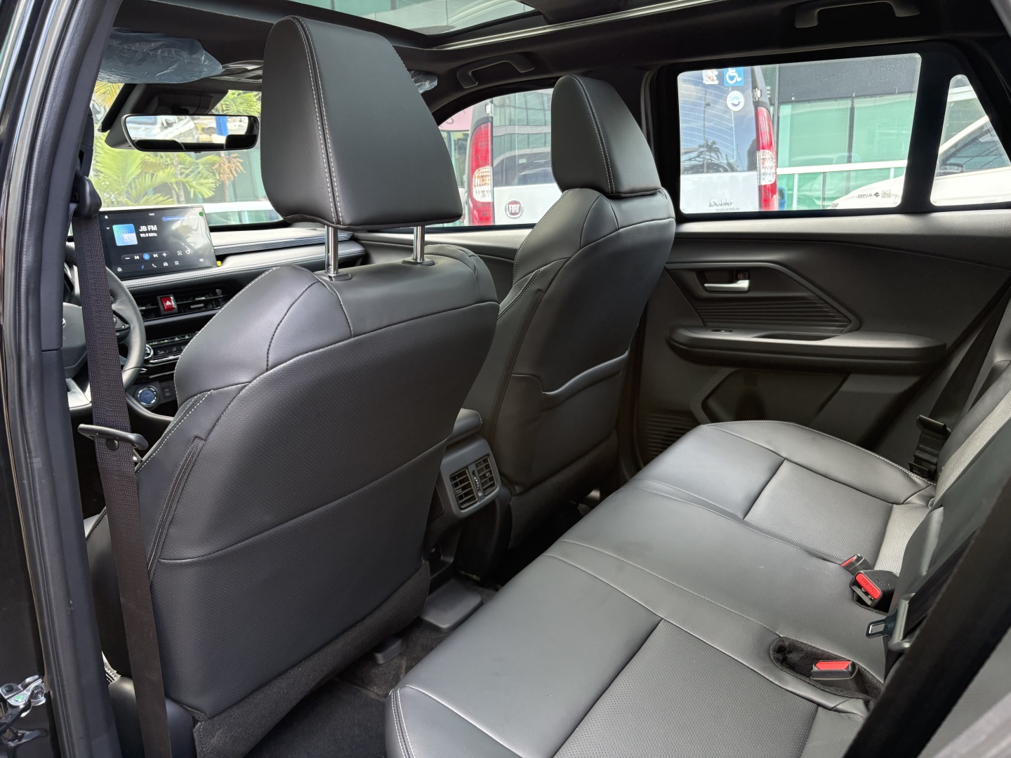 TOYOTA YARIS CROSS 1.5 VVT-I HYBRID FLEX XRX CVT — foto 13