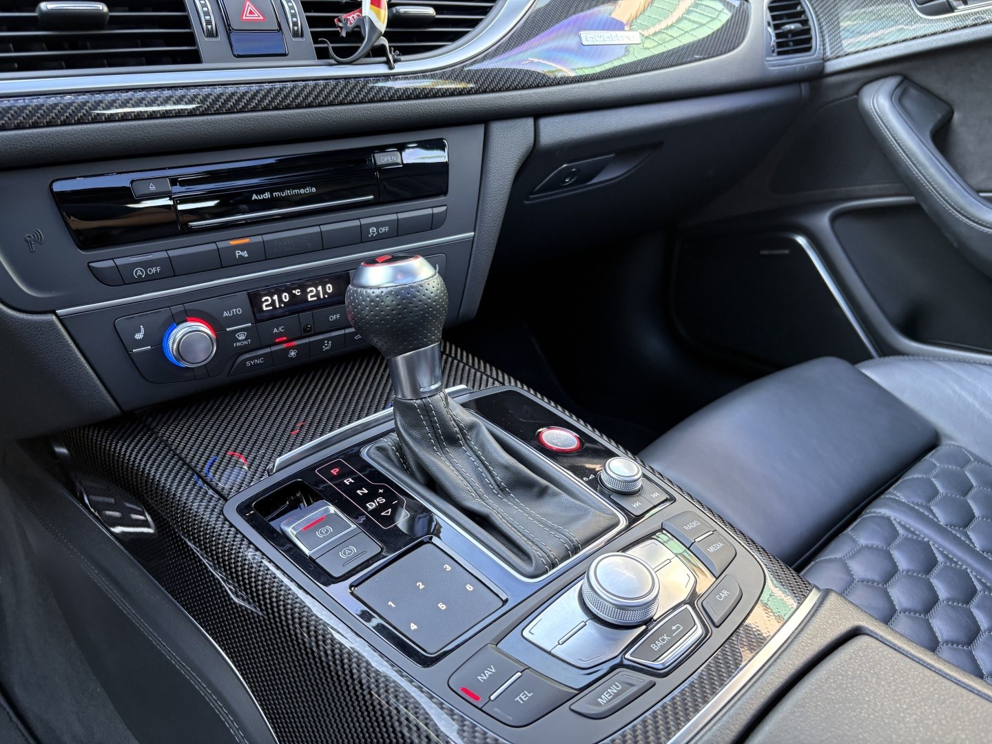 AUDI RS6 4.0 AVANT V8 32V BI-TURBO GASOLINA 4P TIPTRONIC — foto 9