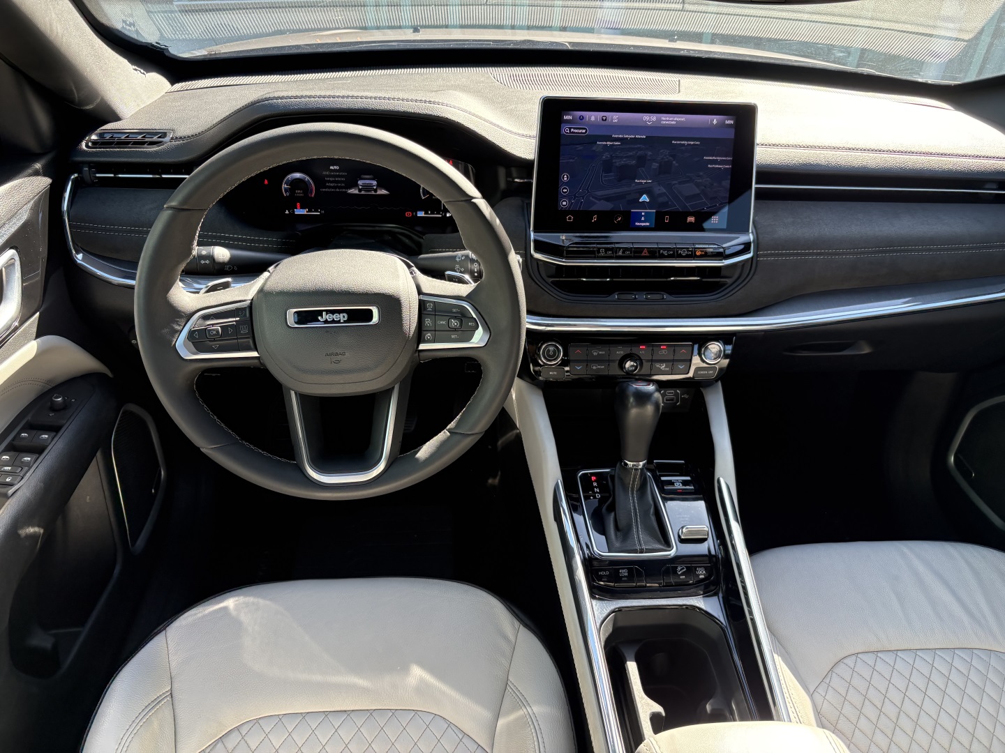 JEEP COMMANDER 2.0 TD380 TURBO DIESEL OVERLAND AT9 — foto 5