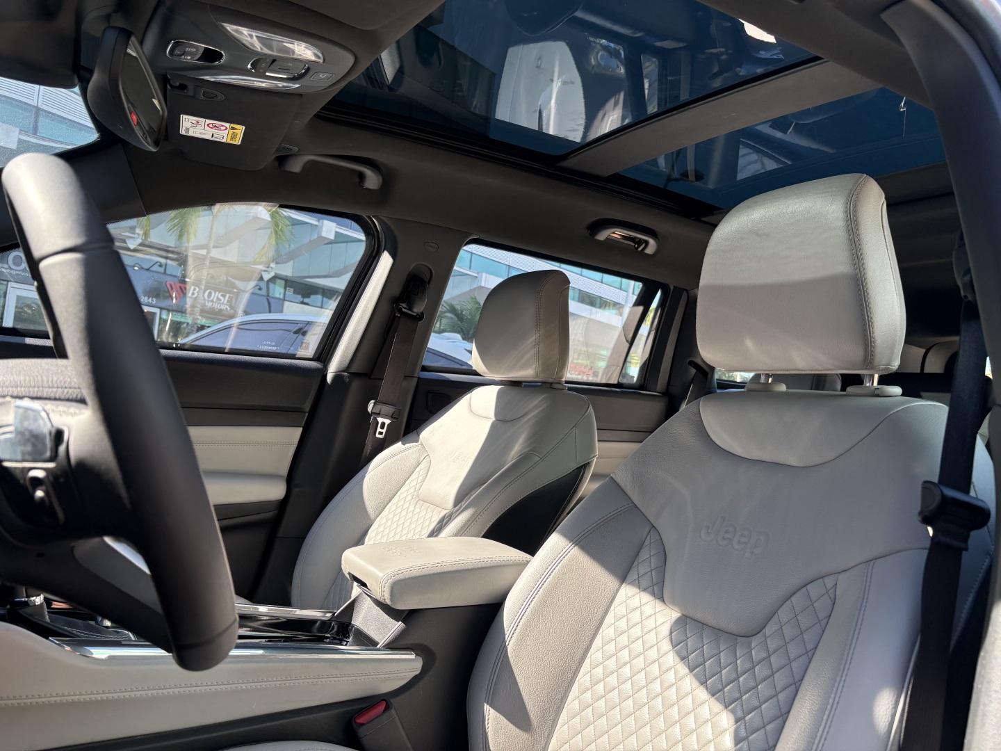 JEEP COMMANDER 2.0 TD380 TURBO DIESEL OVERLAND AT9 — foto 11