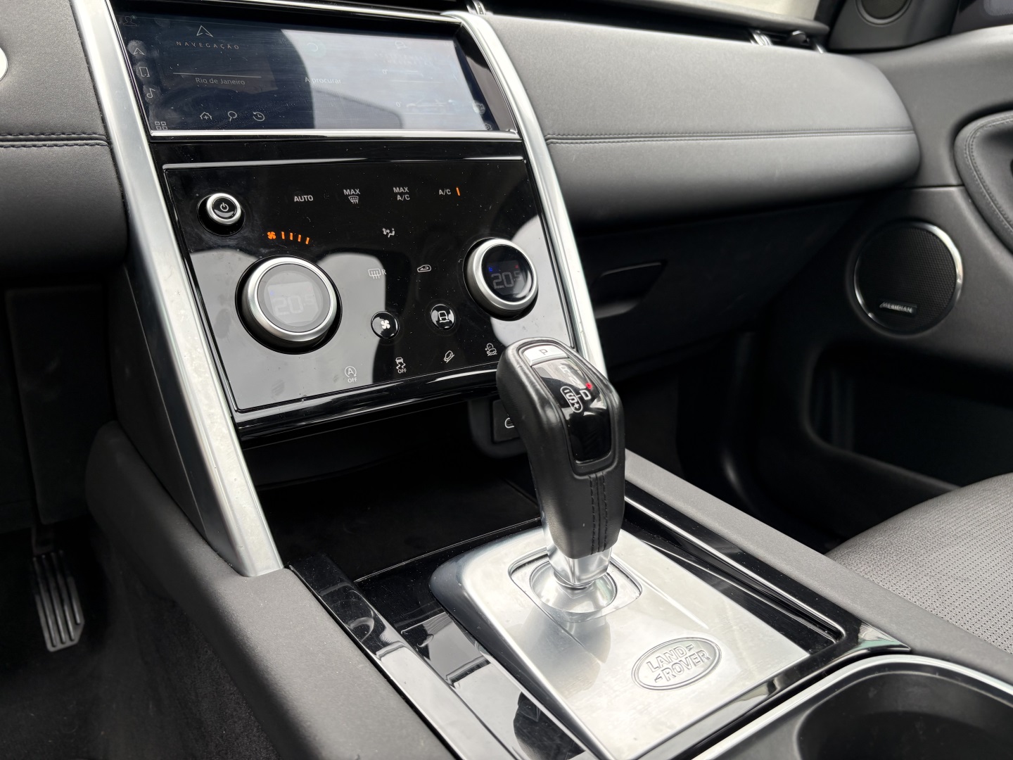 LAND ROVER DISCOVERY SPORT 2.0 D200 TURBO DIESEL MHEV SE AUTOMÁTICO — foto 10