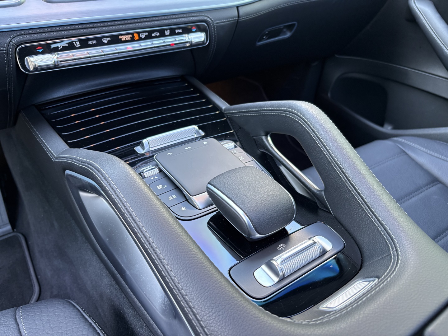 MERCEDES-BENZ GLE 450d 3.0 I6 MHEV DIESEL 4MATIC 9G-TRONIC — foto 10