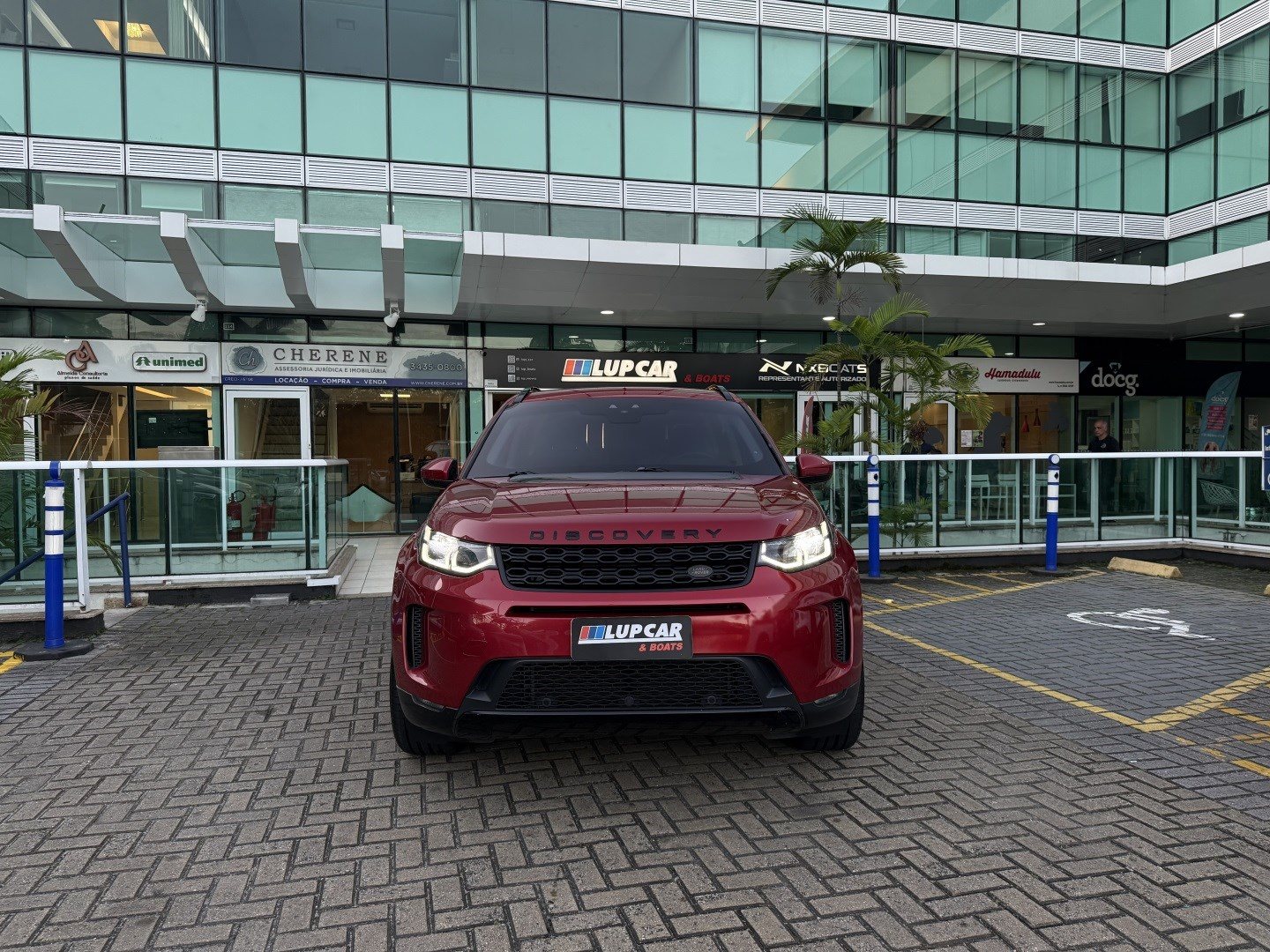LAND ROVER DISCOVERY SPORT 2.0 P250 TURBO FLEX R-DYNAMIC SE AUTOMÁTICO — foto 2