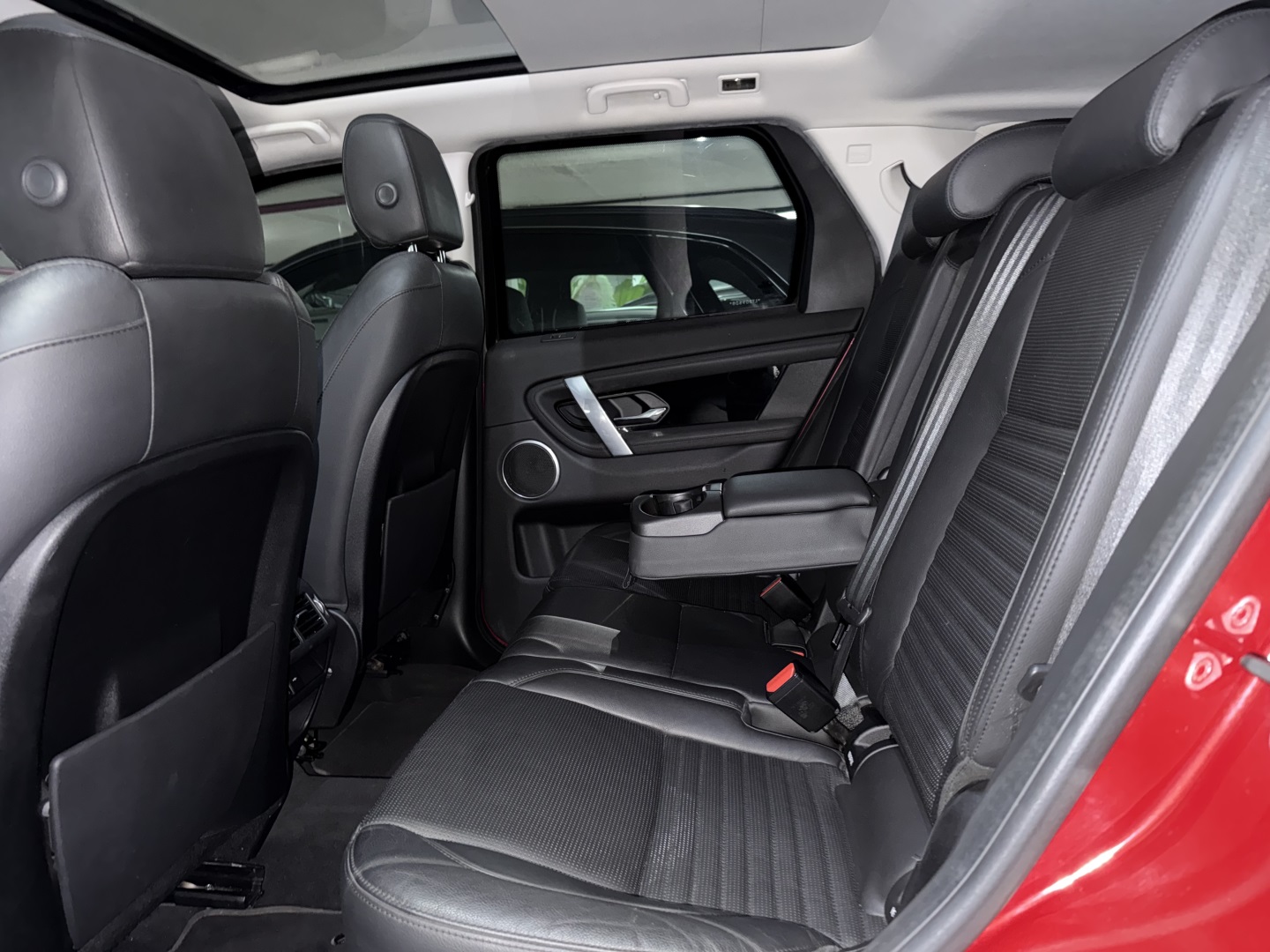 LAND ROVER DISCOVERY SPORT 2.0 P250 TURBO FLEX R-DYNAMIC SE AUTOMÁTICO — foto 11