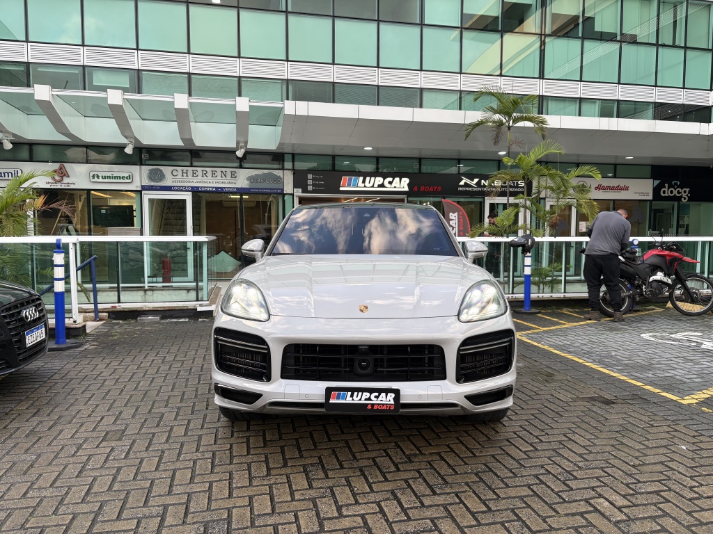 PORSCHE CAYENNE 4.0 V8 GASOLINA TURBO COUPÉ AWD TIPTRONIC S — foto 2