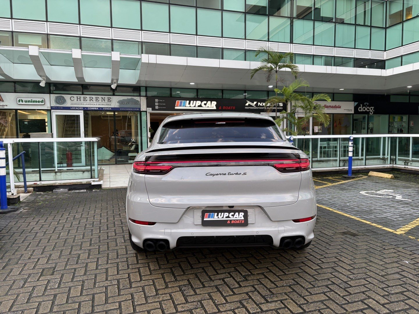 PORSCHE CAYENNE 4.0 V8 GASOLINA TURBO COUPÉ AWD TIPTRONIC S — foto 4